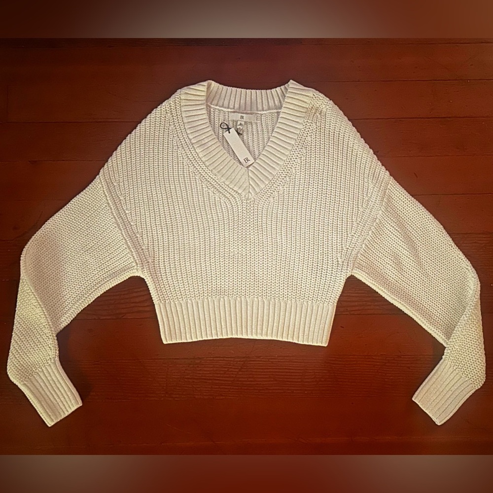 Banana Republic Cream V-Neck Sweater